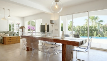 Resa Estates Ibiza for sale te koop Casa Rui Tourist license sta Eularia living .jpg